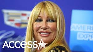 How tall is Suzanne Somers?